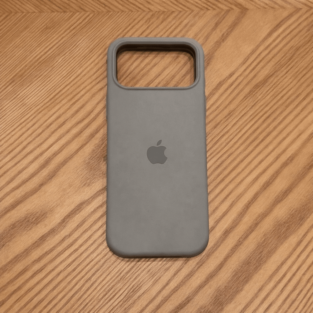 Etui silikonowe kompatybilne z MagSafe z miękką powierzchnią dotykową dla iPhone'a