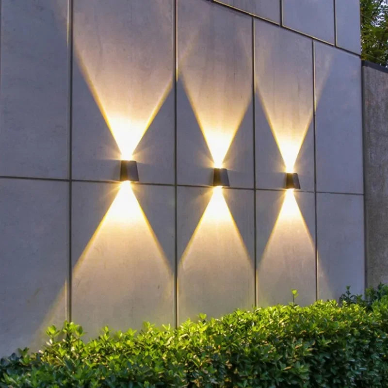Bezprzewodowa Automatyczna Słoneczna Lampa Ścienna | IP65 Odporna na Warunki Atmosferyczne
