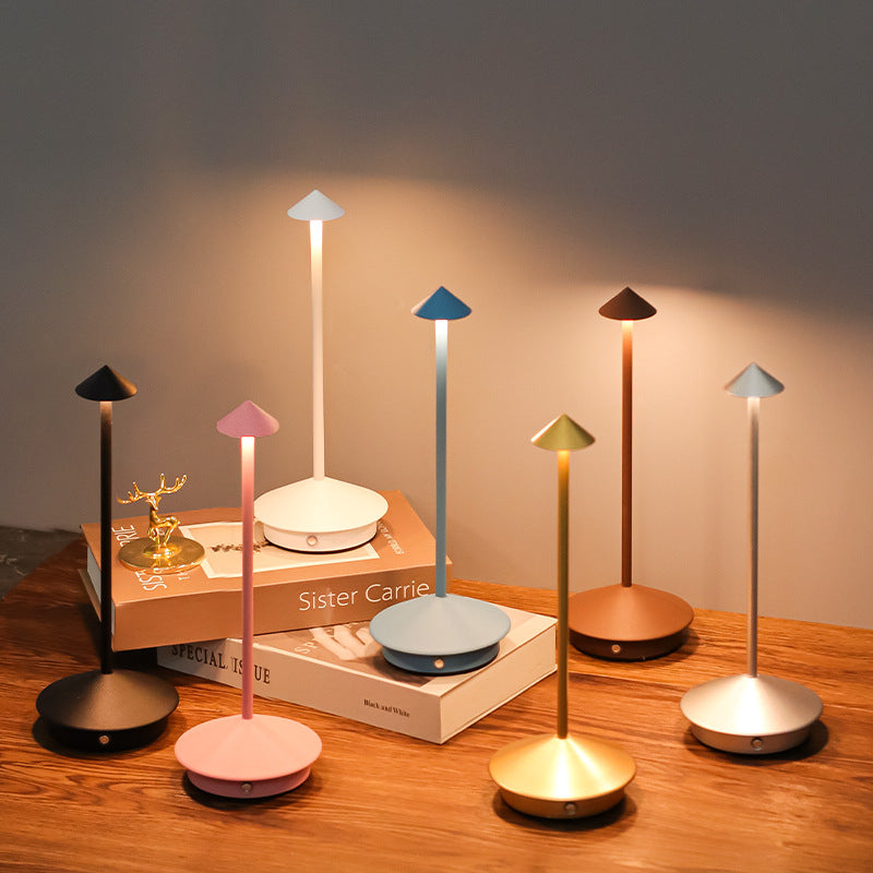 Lampa stołowa | Bezprzewodowy design | Dotykowy przycisk ściemniacza i ładowanie USB