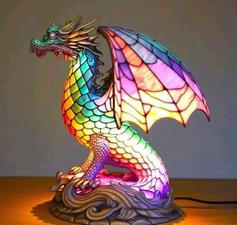 Unikalna Lampa ze Szkła Witrażowego z Motywem Zwierząt do Wyjątkowej Dekoracji Wnętrz
