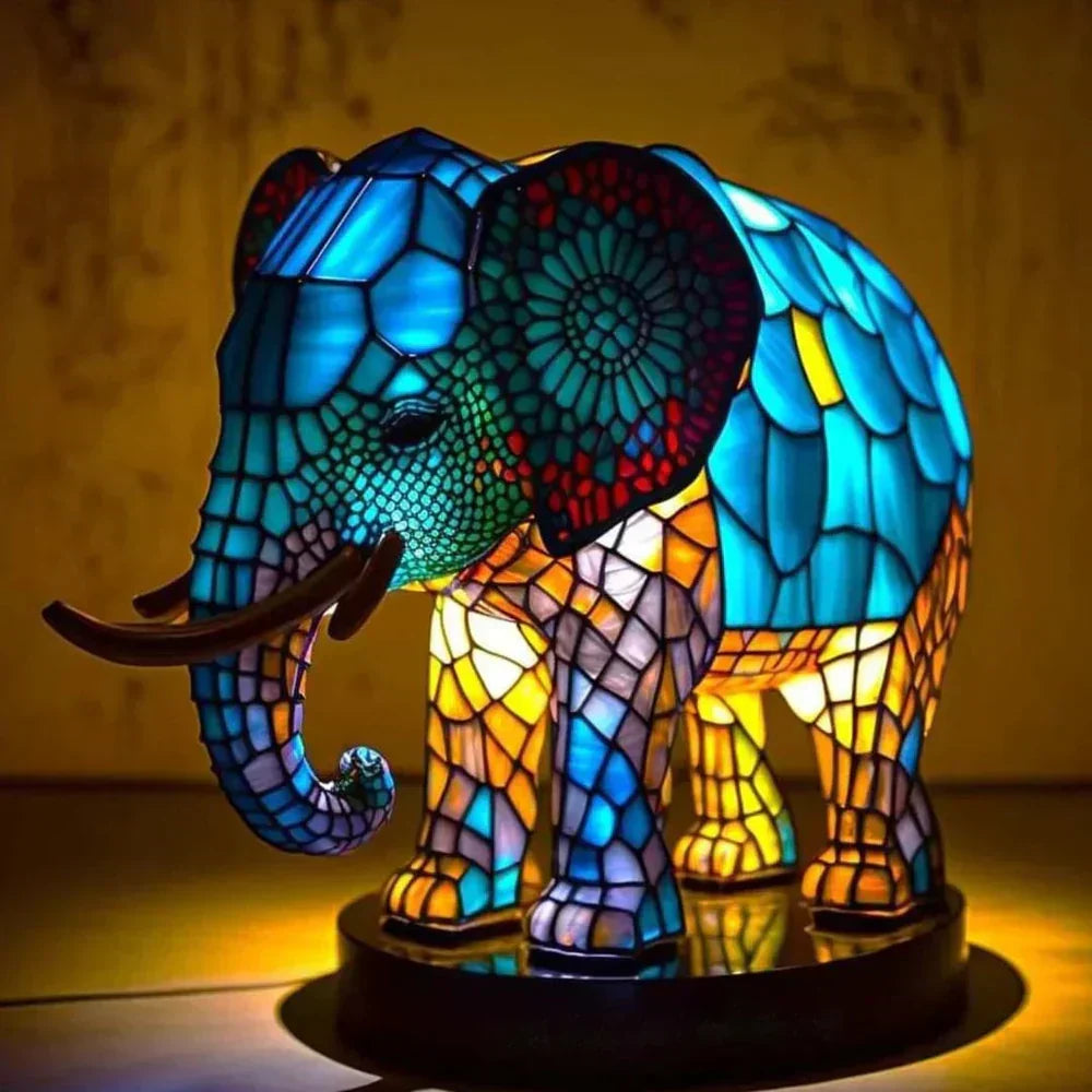 Unikalna Lampa ze Szkła Witrażowego z Motywem Zwierząt do Wyjątkowej Dekoracji Wnętrz