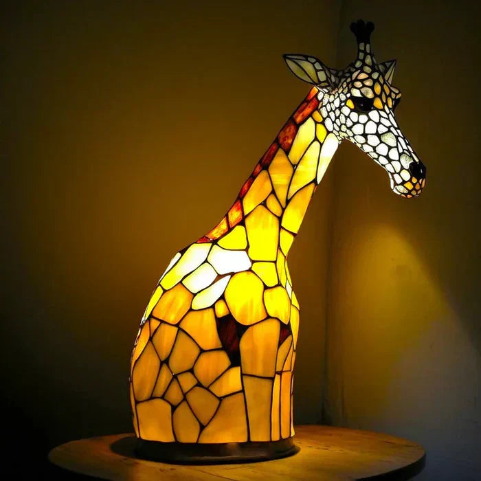 Unikalna Lampa ze Szkła Witrażowego z Motywem Zwierząt do Wyjątkowej Dekoracji Wnętrz